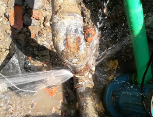 瓦房店测漏水公司电话